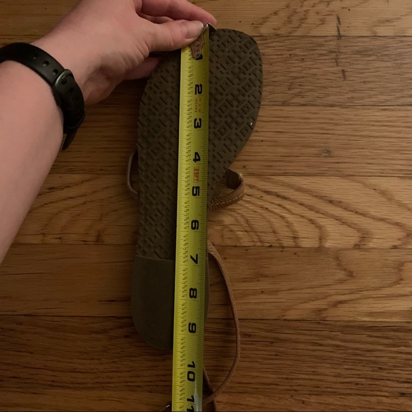 Tory Burch Gold Leather Gladiator Chandler Flat Sandal - Picture 13 of 14